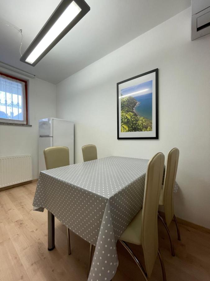 Apartment Sotlar Izola Exterior photo